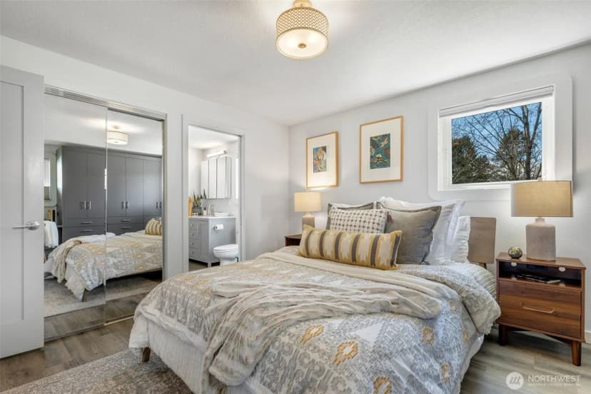 Property photo for 9240 30th Avenue Sw, Seattle photo 14