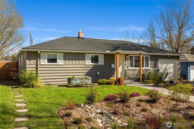 Property photo for 9240 30th Avenue Sw, Seattle