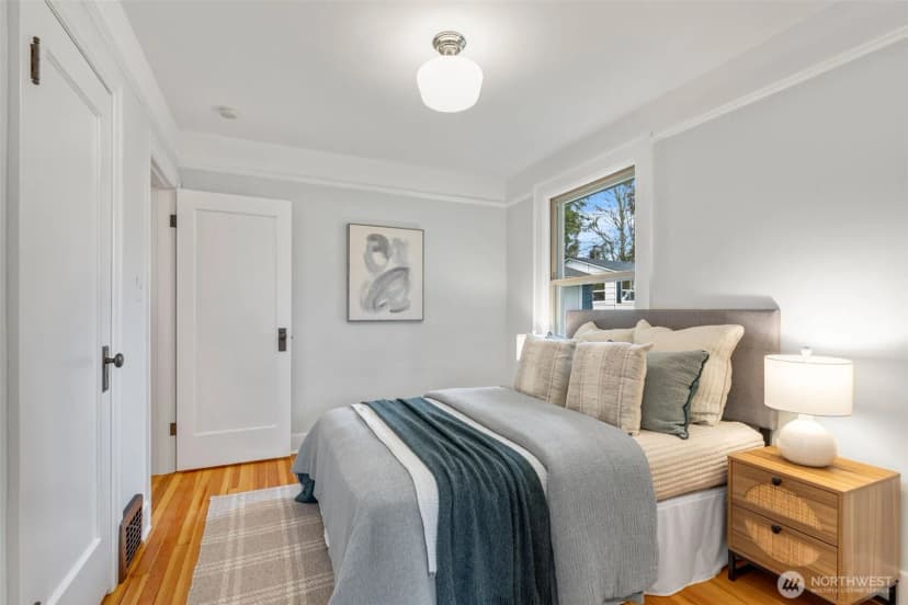 Property photo for 2223 S 124th Street, Burien photo 16