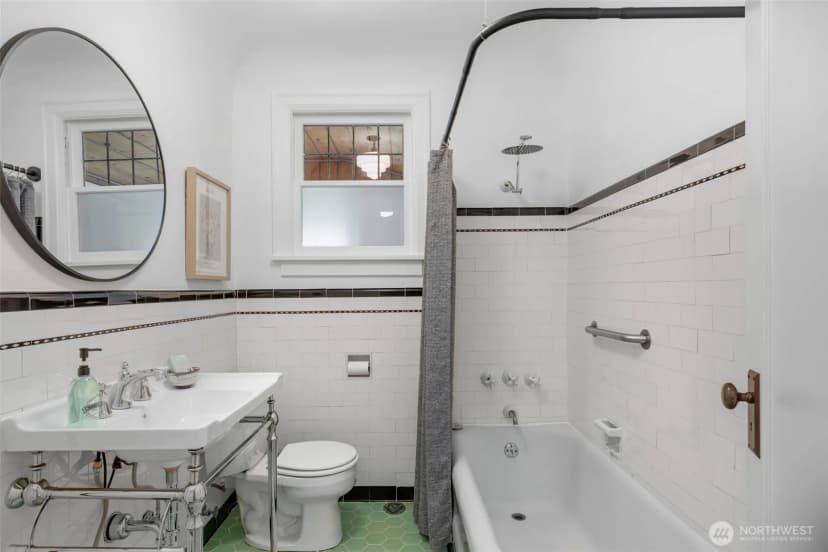 Property photo for 2223 S 124th Street, Burien photo 20