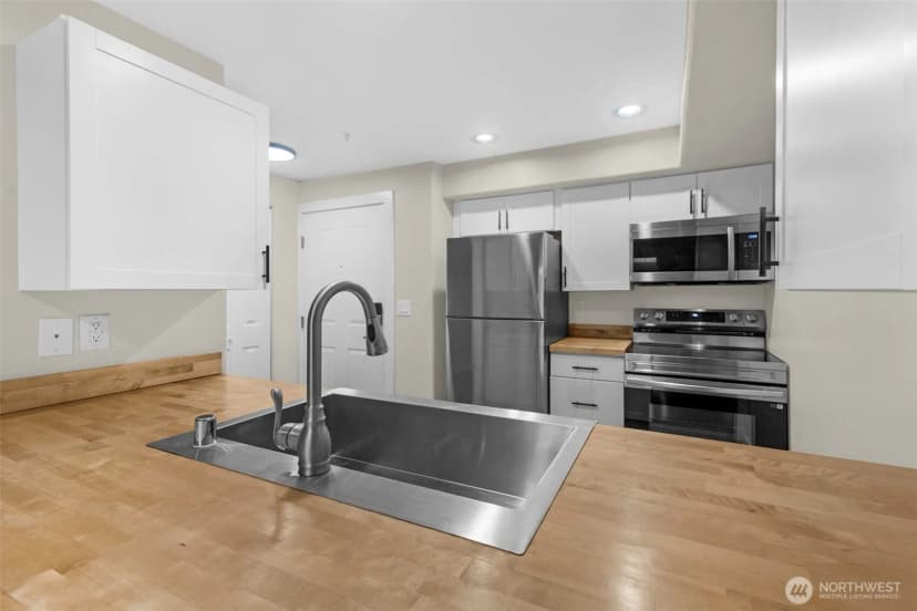 Property photo for 18621 Blueberry Lane #a106, Monroe photo 12