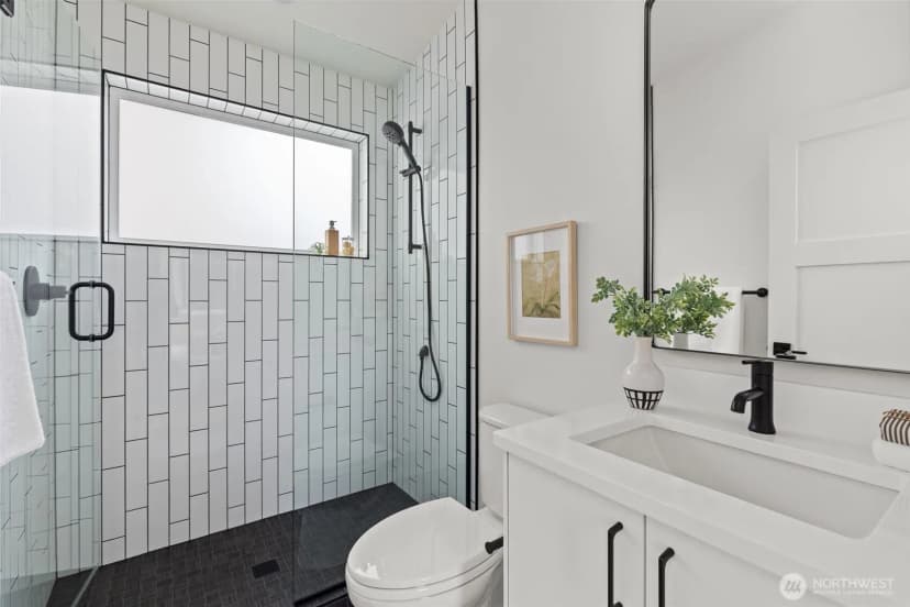Property photo for 8407 42nd Avenue Sw, Seattle photo 16