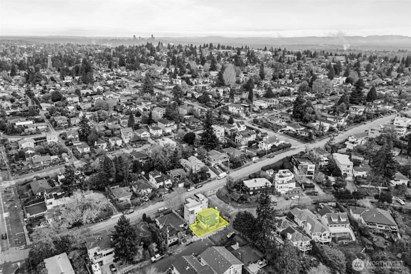 Property photo for 8407 42nd Avenue Sw, Seattle photo 25