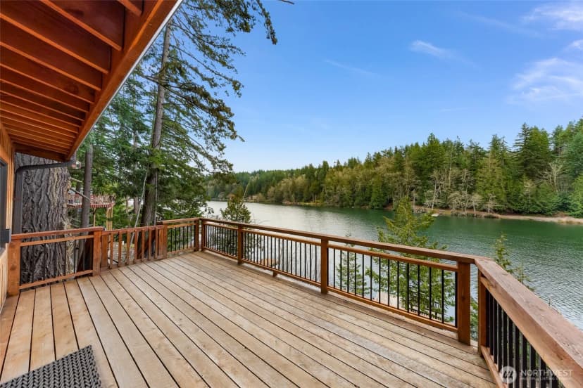 Property photo for 1693 Pebble Beach Trail, Bellingham photo 6