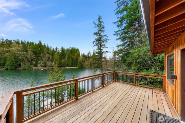 Property photo for 1693 Pebble Beach Trail, Bellingham photo 5