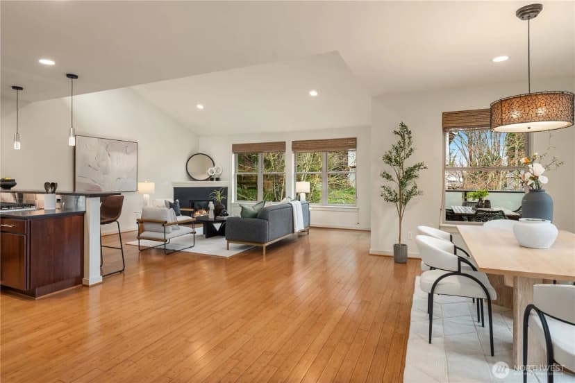 Property photo for 3042 Sw Manning Street, Seattle photo 4