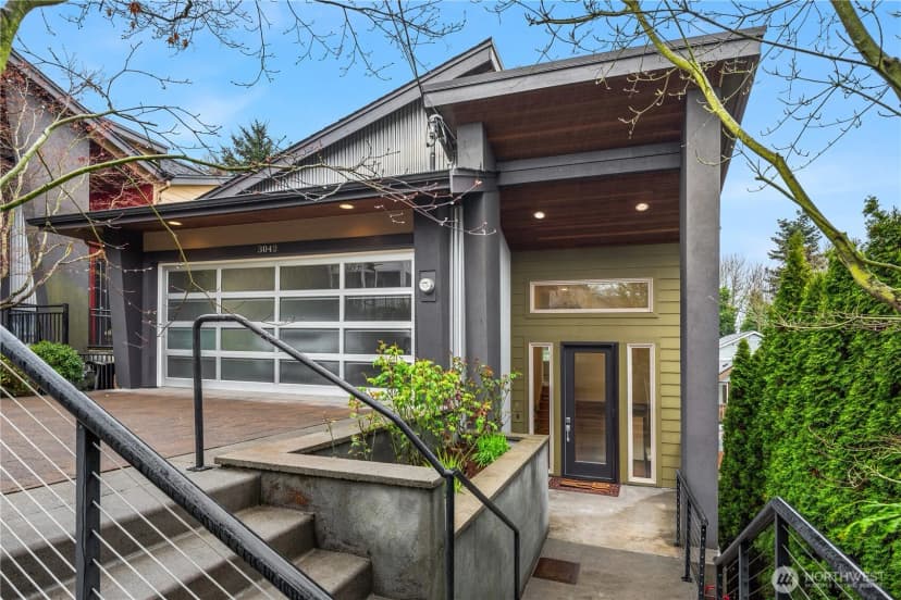 Property photo for 3042 Sw Manning Street, Seattle
