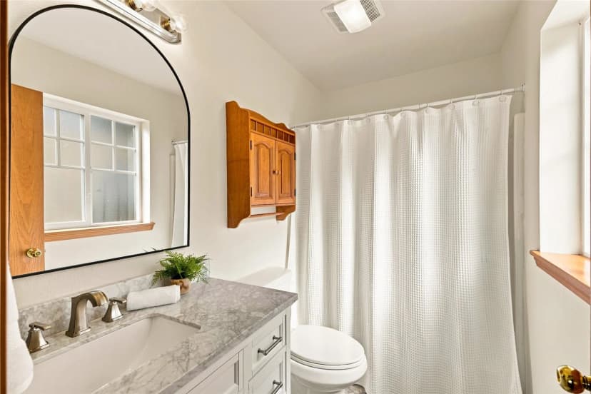 Property photo for 1030 Sinclair Way #42, Burlington photo 14