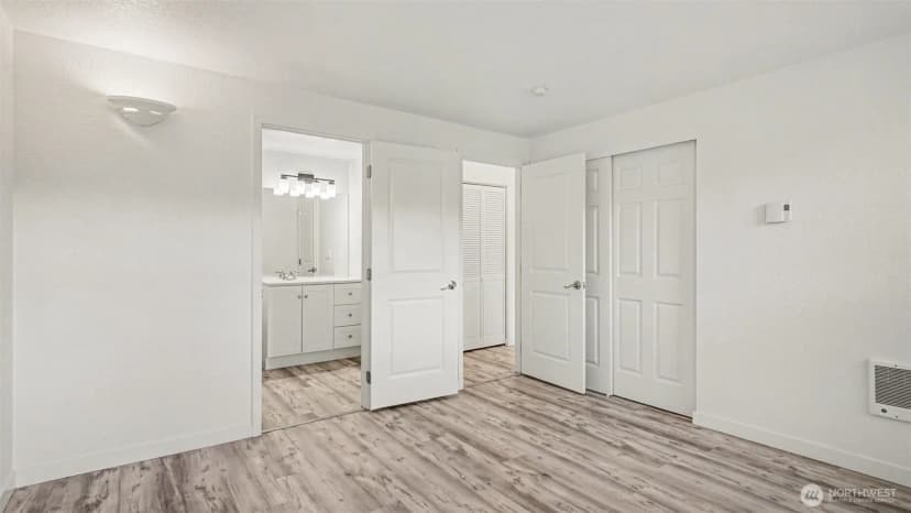 Property photo for 16419 Spruce Way #d1, Lynnwood photo 13