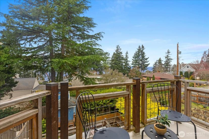 Property photo for 19055 21st Avenue Nw, Shoreline photo 16