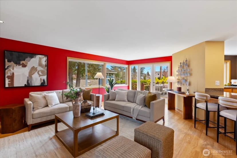 Property photo for 19055 21st Avenue Nw, Shoreline photo 8