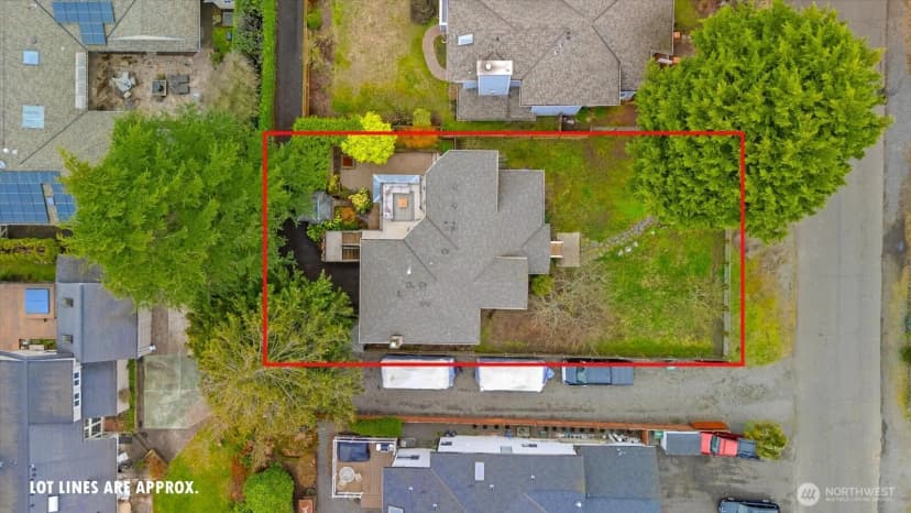 Property photo for 19055 21st Avenue Nw, Shoreline photo 36