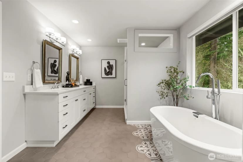 Property photo for 9811 Ridgeway Drive, Gig Harbor photo 32