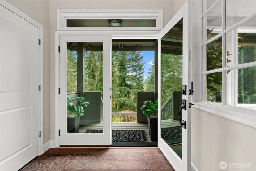 Property photo for 9811 Ridgeway Drive, Gig Harbor photo 8