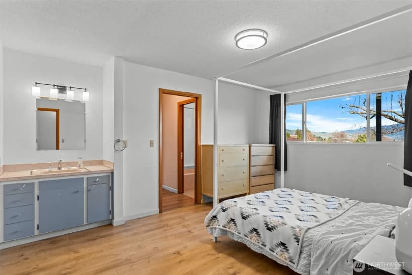 Property photo for 1117 Appleland Drive, Wenatchee photo 32