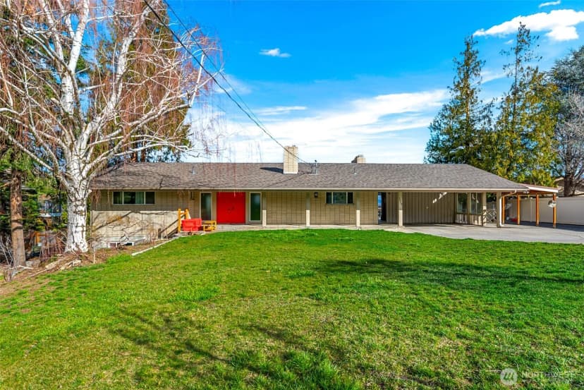 Property photo for 1117 Appleland Drive, Wenatchee