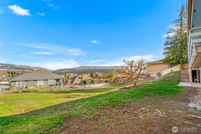 Property photo for 1117 Appleland Drive, Wenatchee photo 39