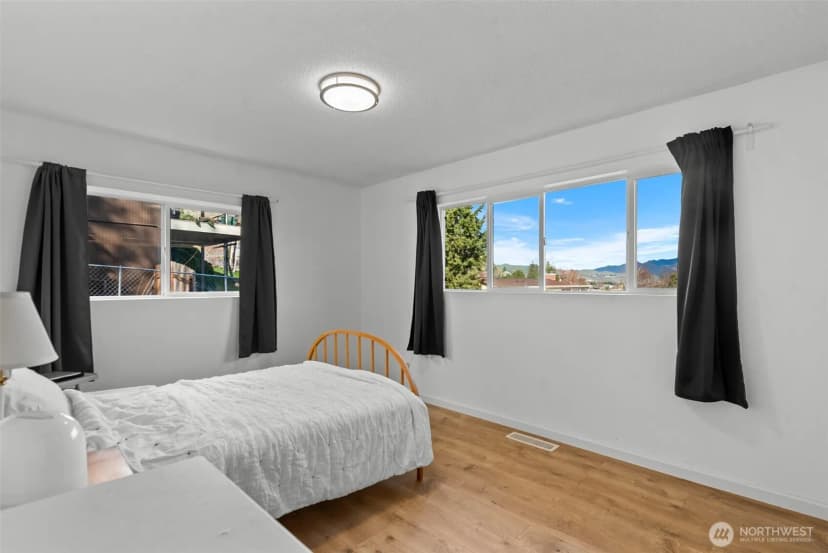 Property photo for 1117 Appleland Drive, Wenatchee photo 28