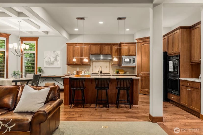 Property photo for 25812 Se 28th Place, Sammamish photo 12