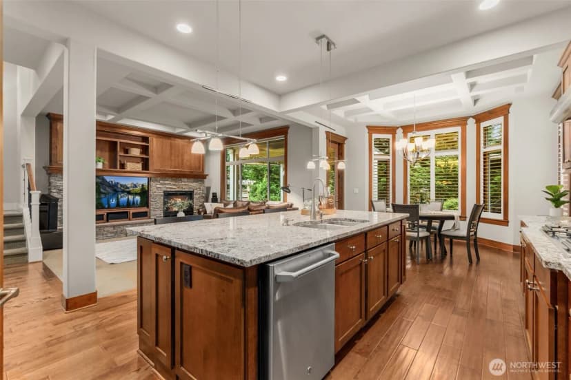 Property photo for 25812 Se 28th Place, Sammamish photo 13