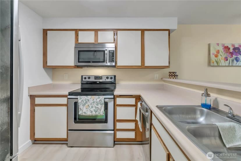 Property photo for 13209 Newcastle Way #a104, Newcastle photo 14