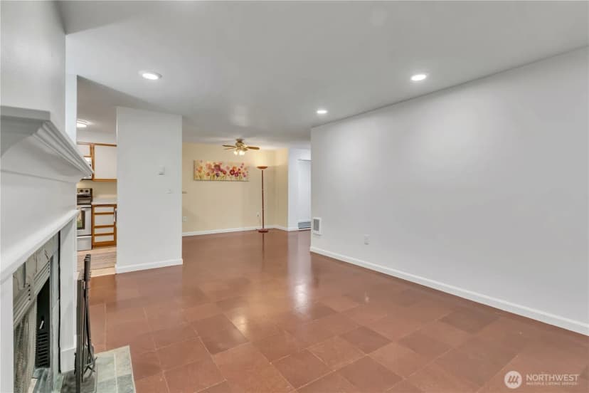 Property photo for 13209 Newcastle Way #a104, Newcastle photo 11