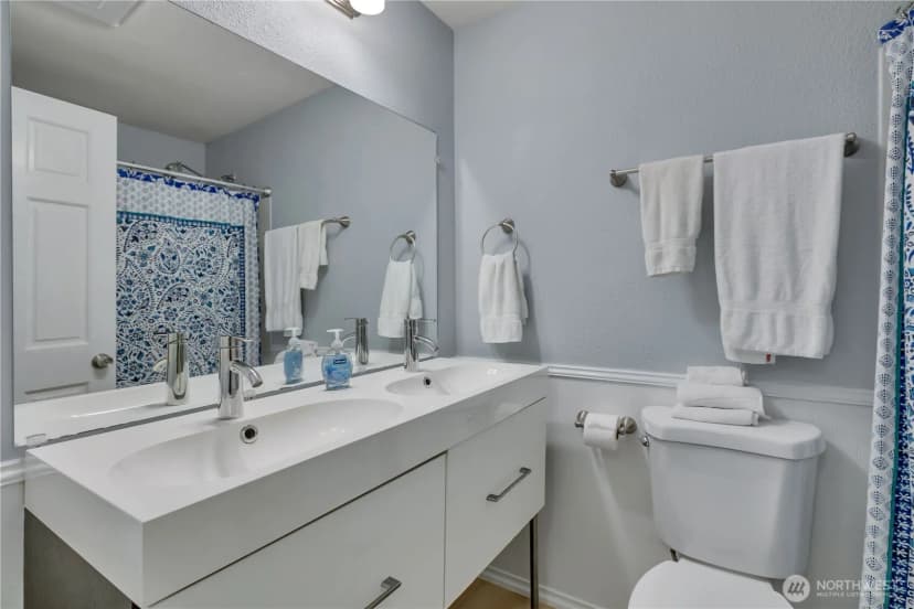 Property photo for 13209 Newcastle Way #a104, Newcastle photo 19