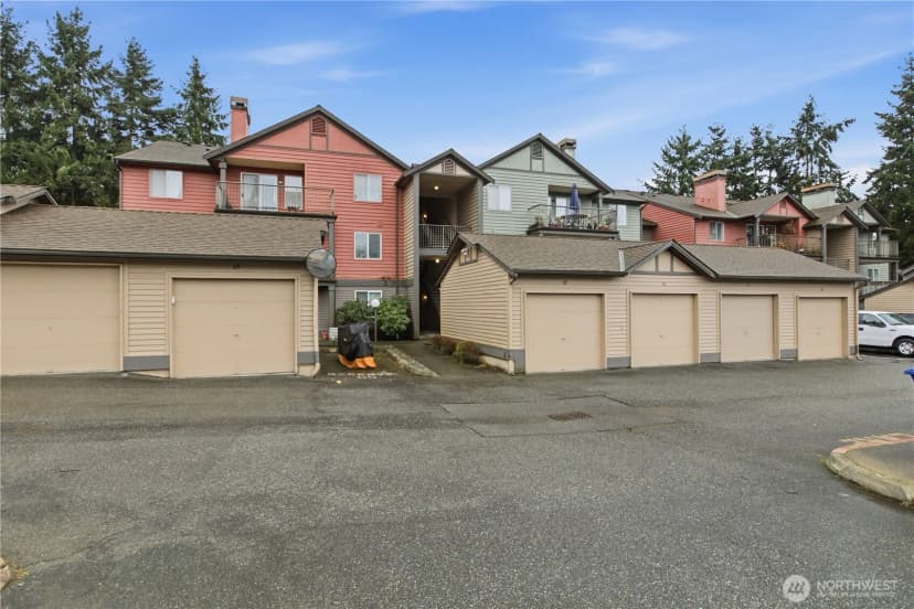 Property photo for 13209 Newcastle Way #a104, Newcastle photo 3