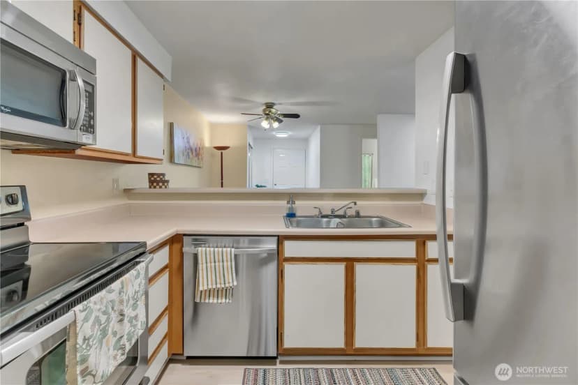 Property photo for 13209 Newcastle Way #a104, Newcastle photo 15
