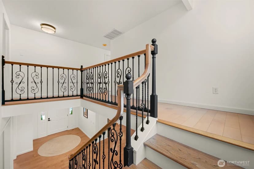 Property photo for 25 Shorewood Drive, Bellingham photo 25