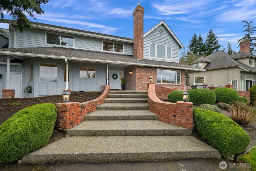Property photo for 25 Shorewood Drive, Bellingham photo 3
