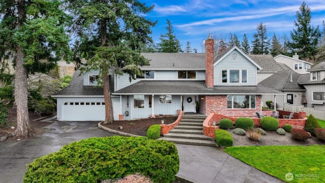 Property photo for 25 Shorewood Drive, Bellingham