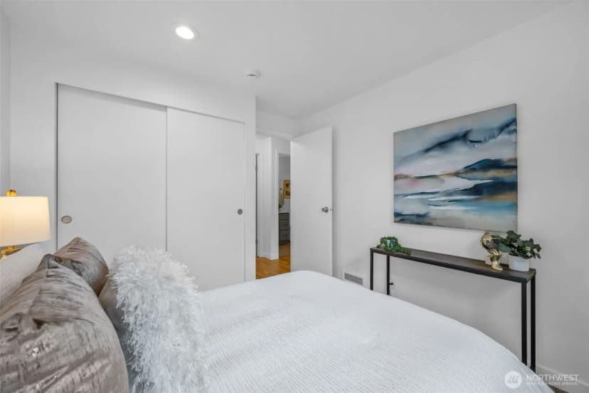 Property photo for 5736 S 238th Court #e1, Kent photo 22