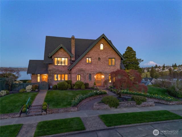 Property photo for 3605 N Washington Street, Tacoma photo 2