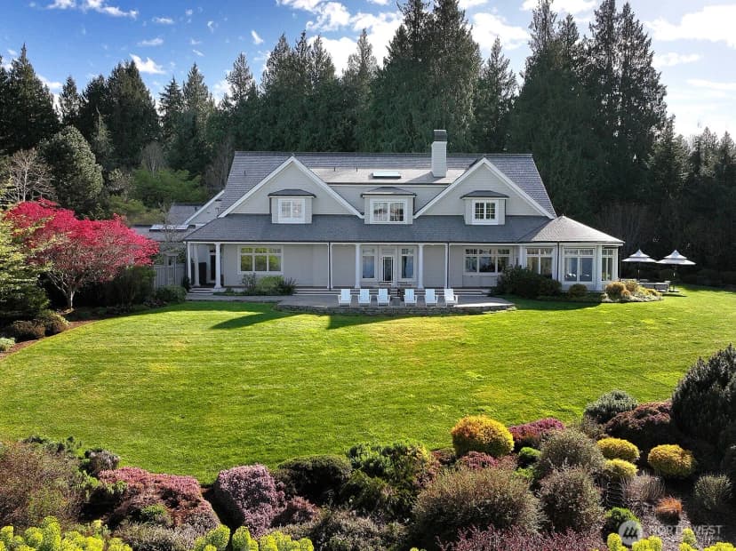 Property photo for 5021 Saratoga Road, Langley photo 2