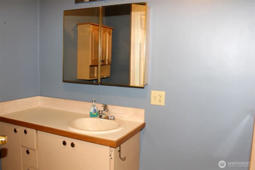 Property photo for 16219 64th Street E, Sumner photo 12