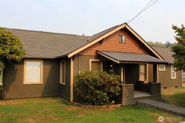 Property photo for 16219 64th Street E, Sumner