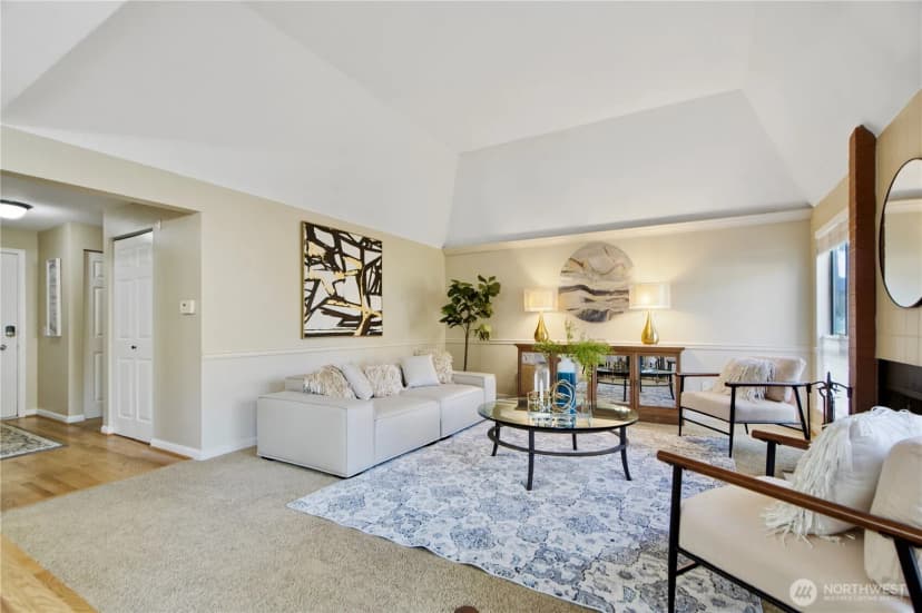 Property photo for 1619 102nd Place Ne #b-2, Bellevue photo 3