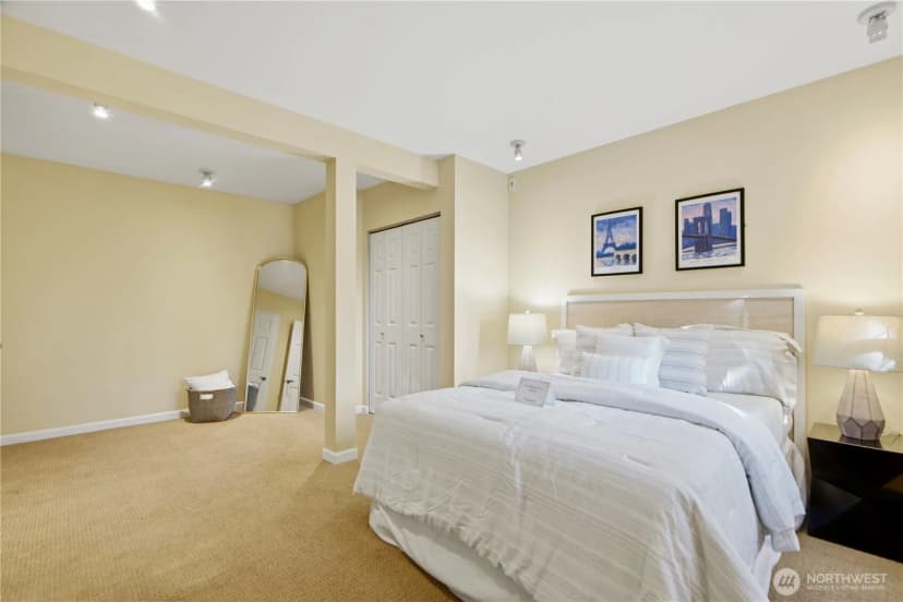 Property photo for 1619 102nd Place Ne #b-2, Bellevue photo 20