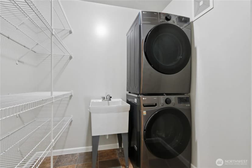 Property photo for 1619 102nd Place Ne #b-2, Bellevue photo 21