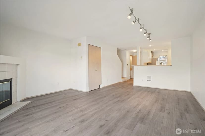 Property photo for 23628 55th Place S #15-3, Kent photo 5