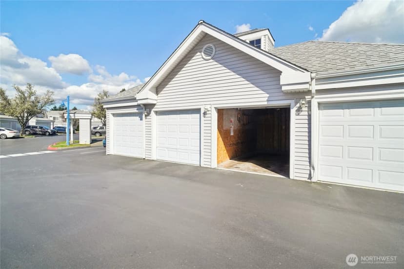 Property photo for 23628 55th Place S #15-3, Kent photo 26