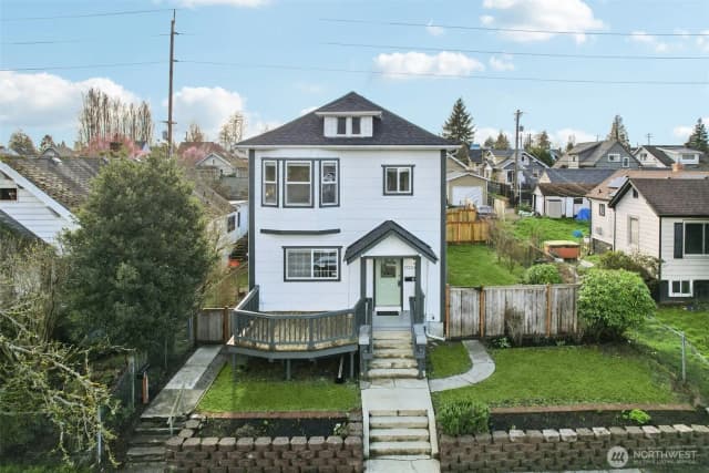 Property photo for 1722 S Cushman Avenue, Tacoma photo 2