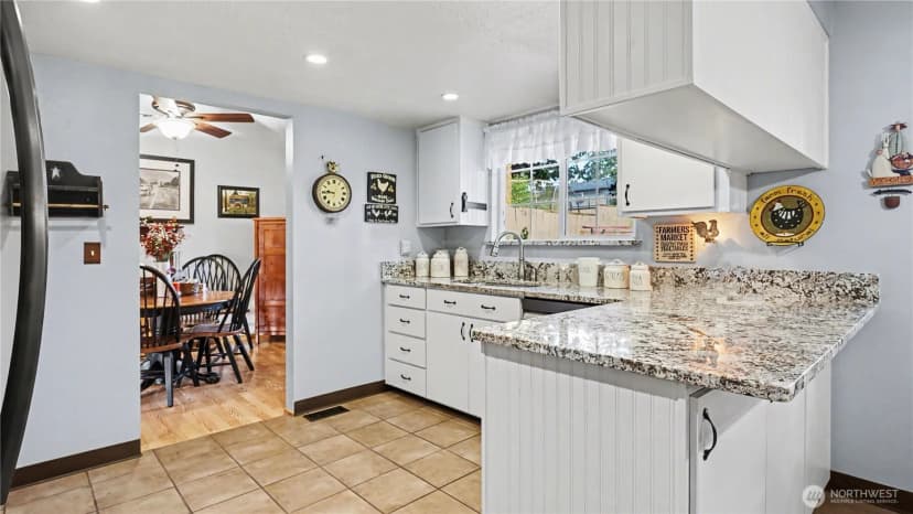 Property photo for 9505 29th Street Court E, Edgewood photo 11
