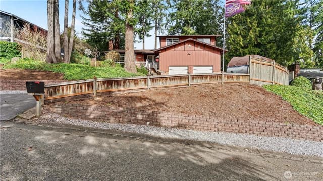 Property photo for 9505 29th Street Court E, Edgewood photo 2
