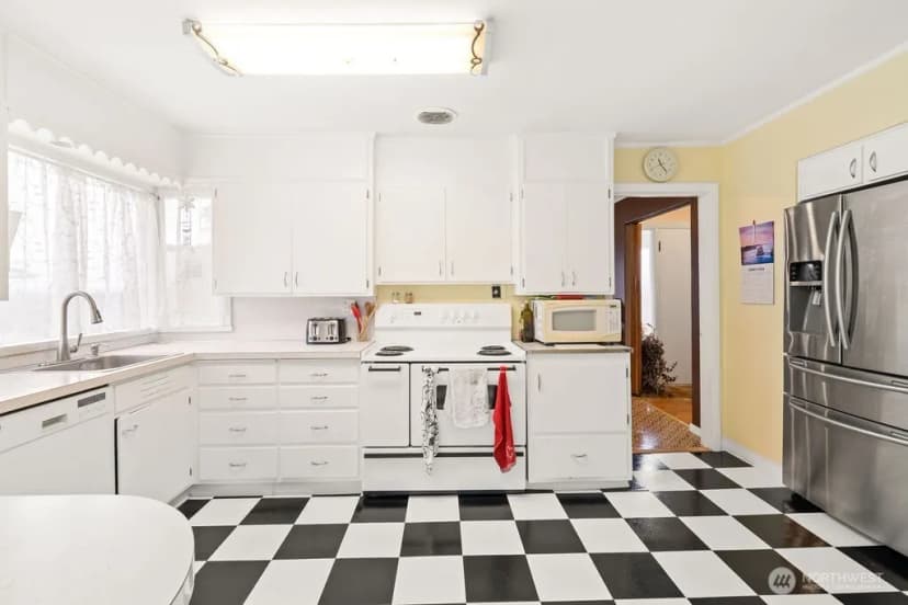Property photo for 704 Essex Avenue, Aberdeen photo 11