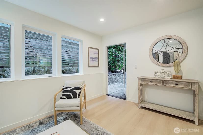 Property photo for 7341 California Avenue Sw, Seattle photo 22