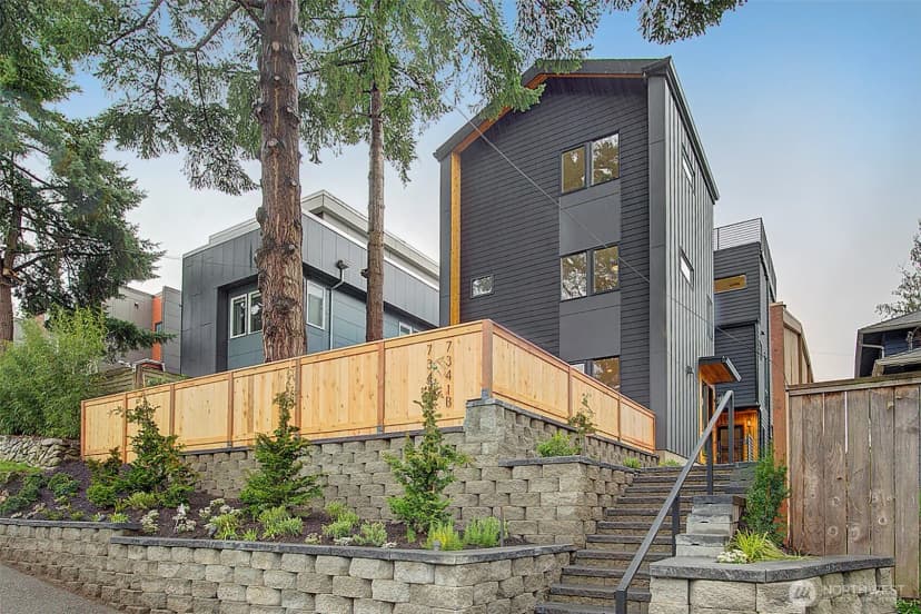 Property photo for 7341 California Avenue Sw, Seattle
