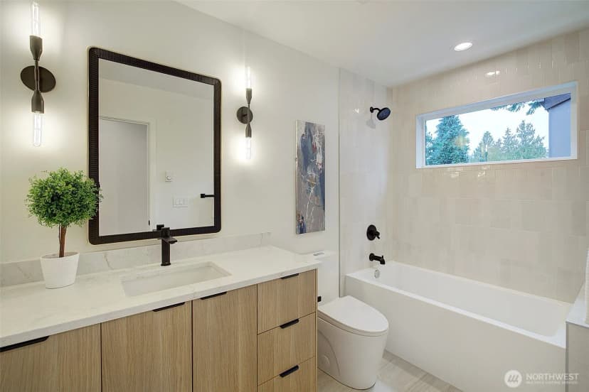 Property photo for 7341 California Avenue Sw, Seattle photo 23