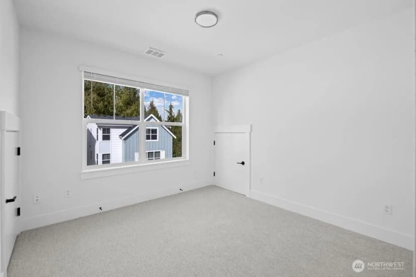 Property photo for 16 160th Place Se, Bothell photo 24